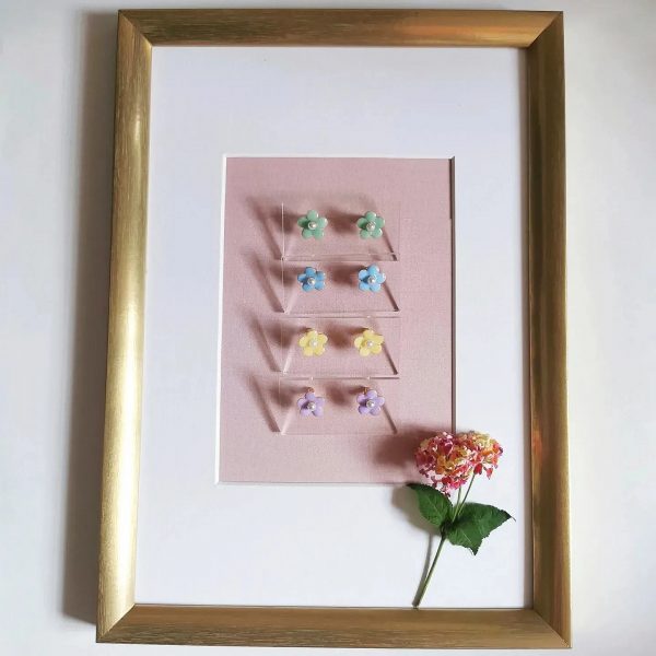 candy flower studs